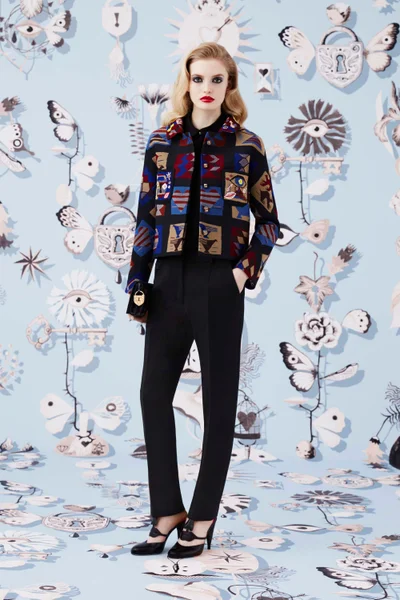 Look 13